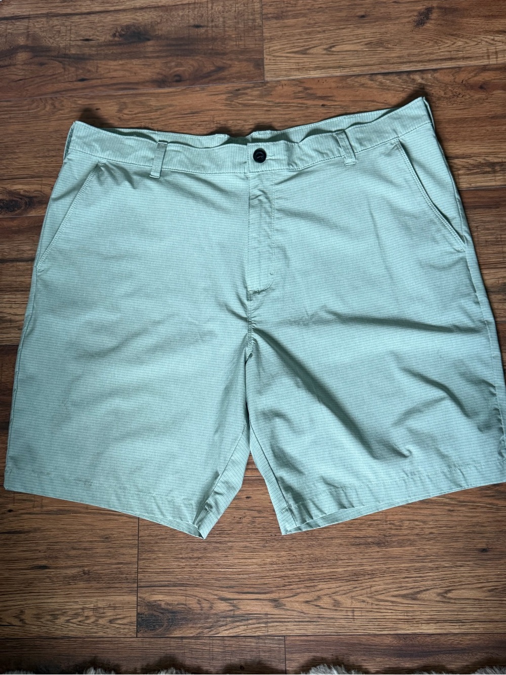 Worldwide Sportsman Men's Shorts Flat Ftont Green Lightweight Outdoor Sz 42 EUC